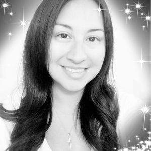 Meet your Posher, Cassandra